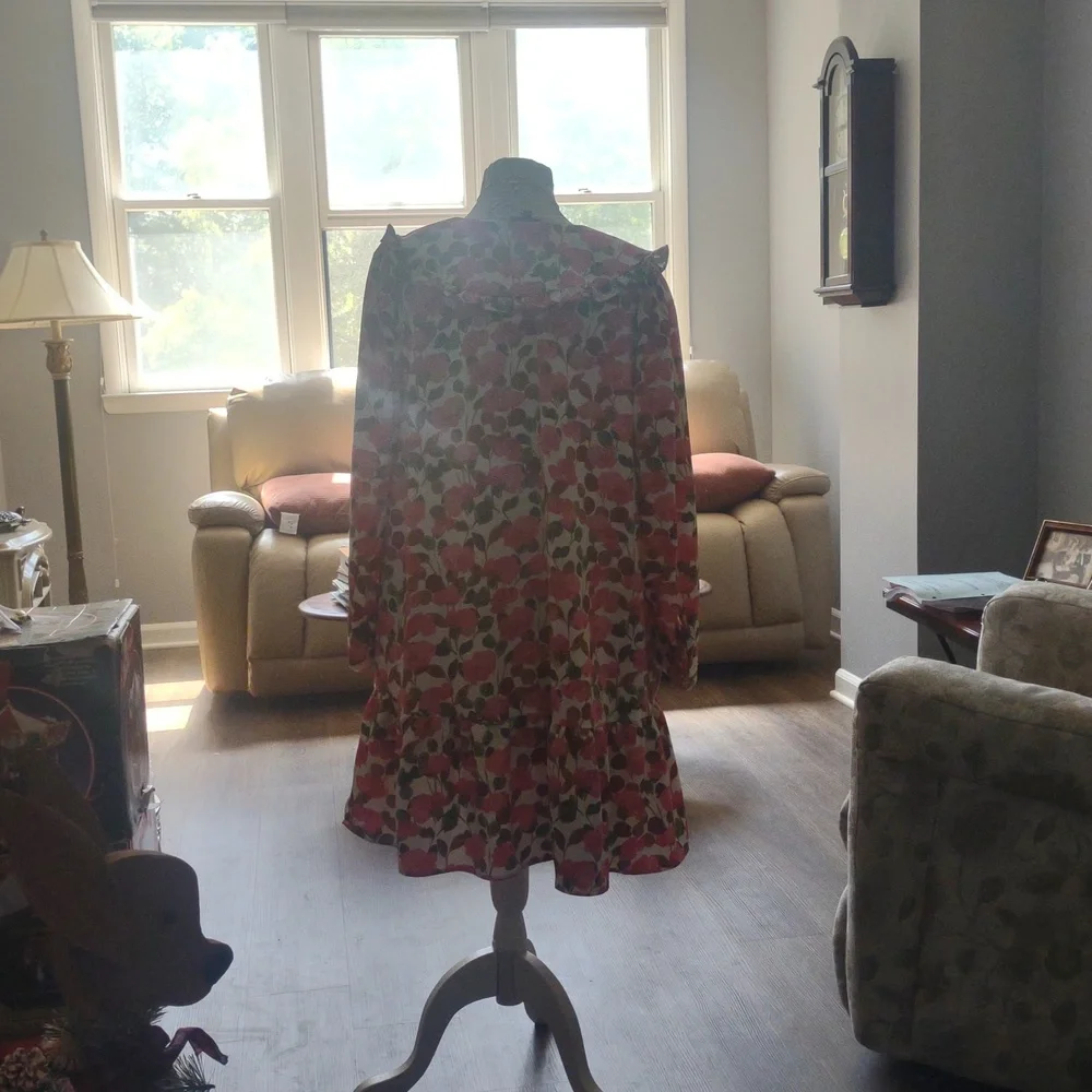 Floral Ruffle Dress - Picture 2 of 3